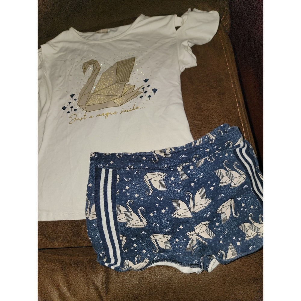 Milon swan just a magic‎ smile top and shorts size 10 outfit